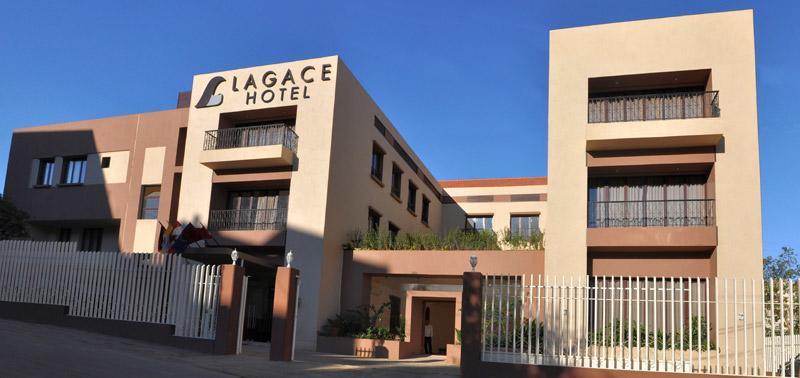 Lagace Hotel Dżunija Zewnętrze zdjęcie